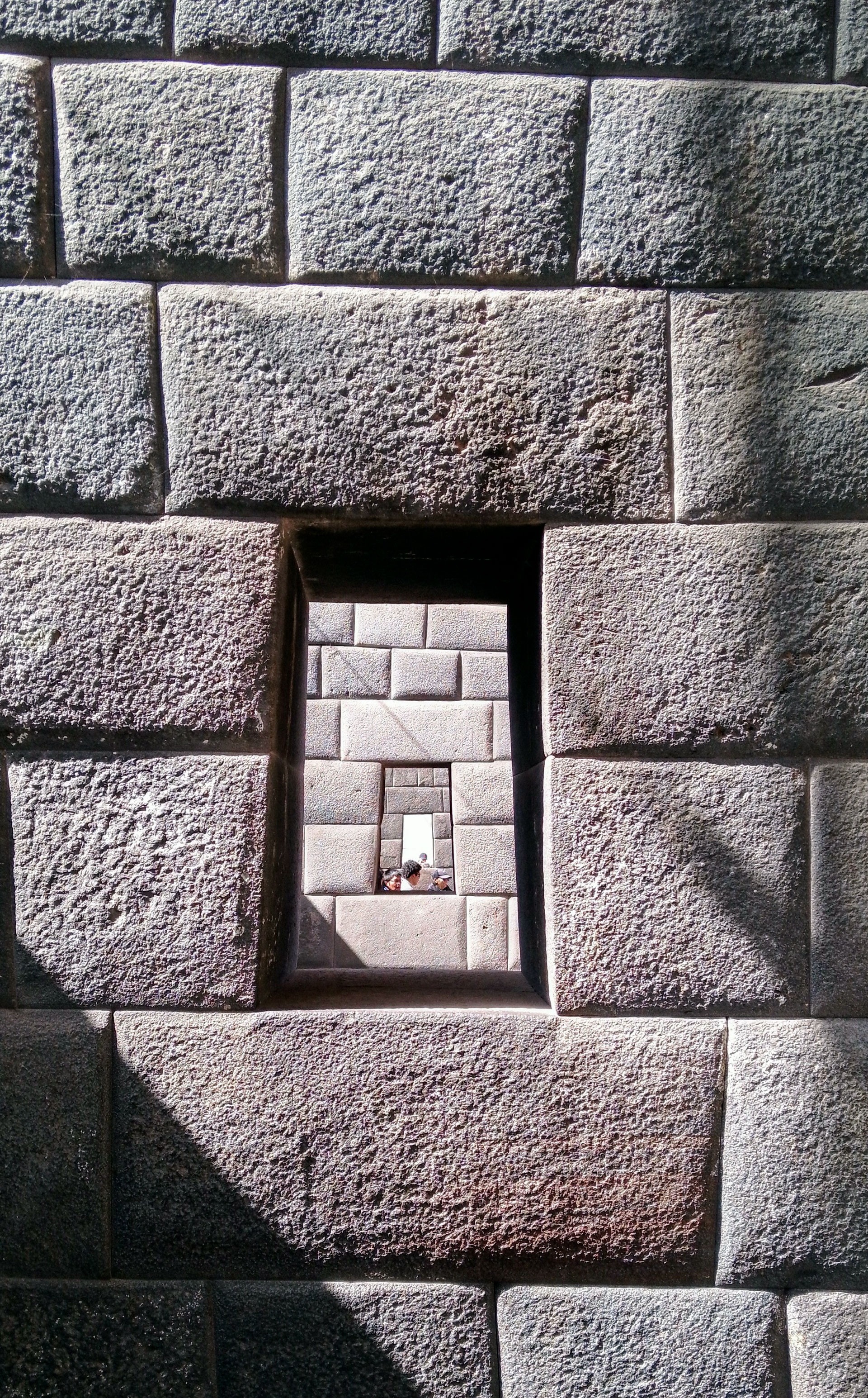 Muro inca de 3 ventanas