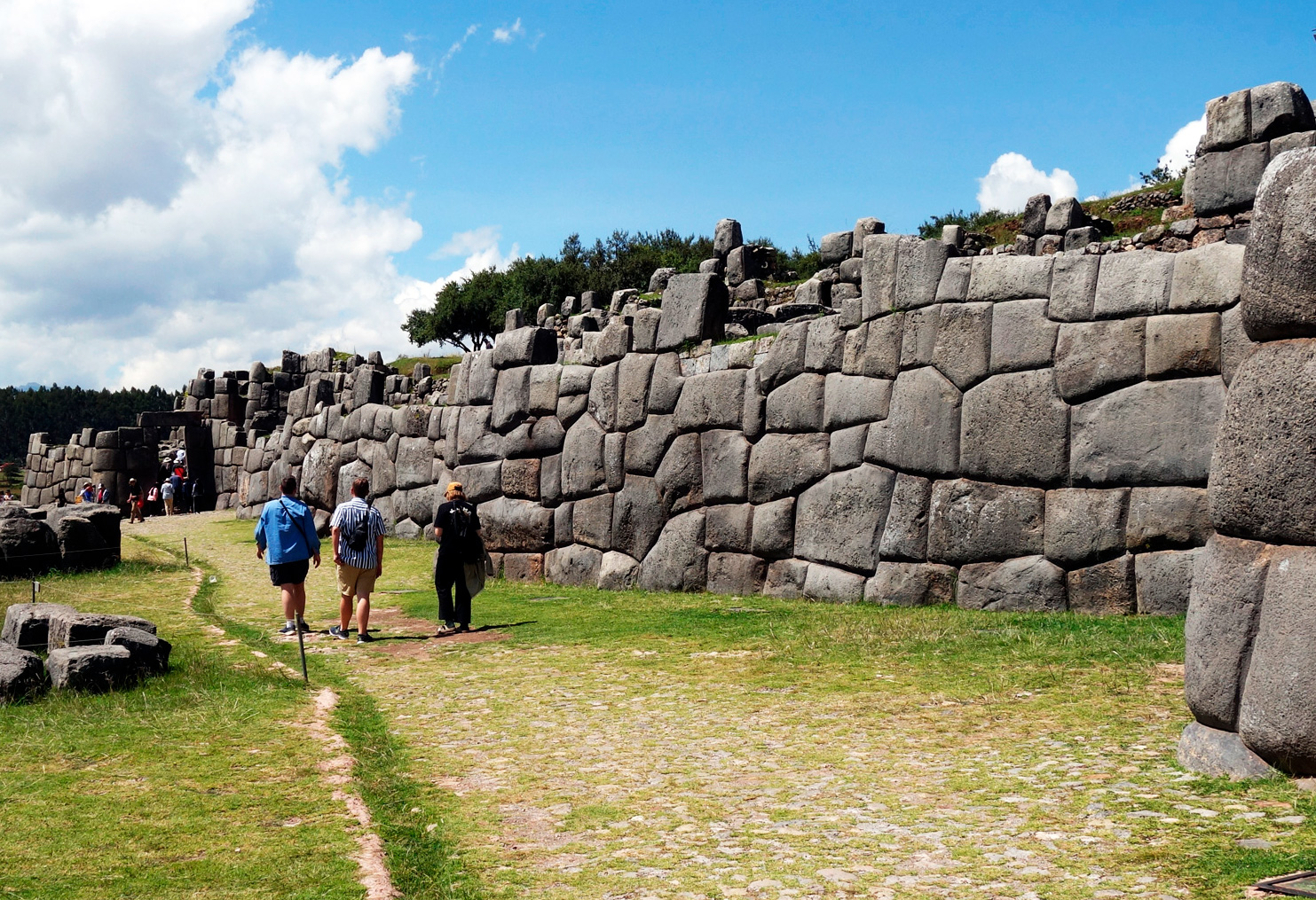 sacsayhuaman