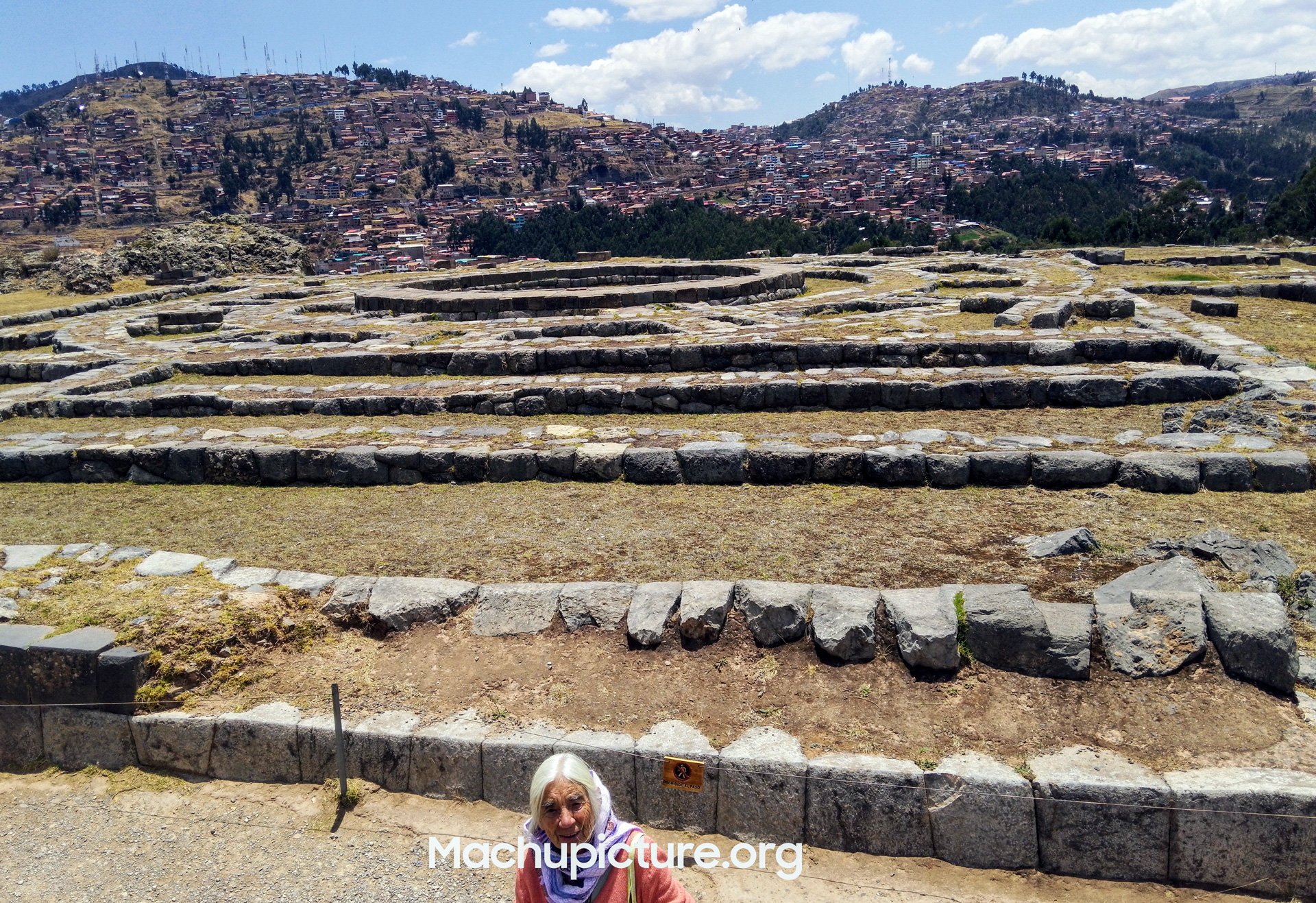 sacsayhuaman